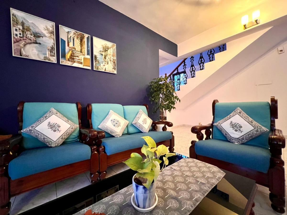 Guest house By The Beach Goa